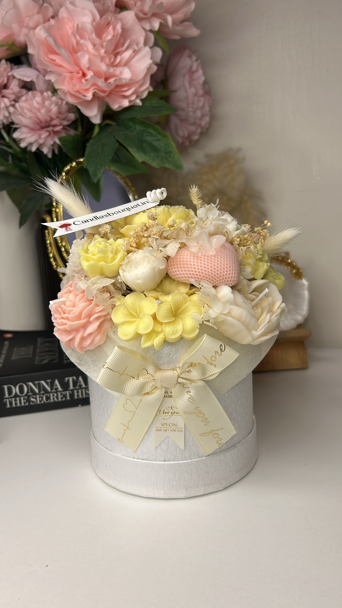 Disney Collection yellow/pink/white Candle Bouquet (Medium Size) Disney Collection yellow/pink/white Candle Bouquet (Medium Size)
